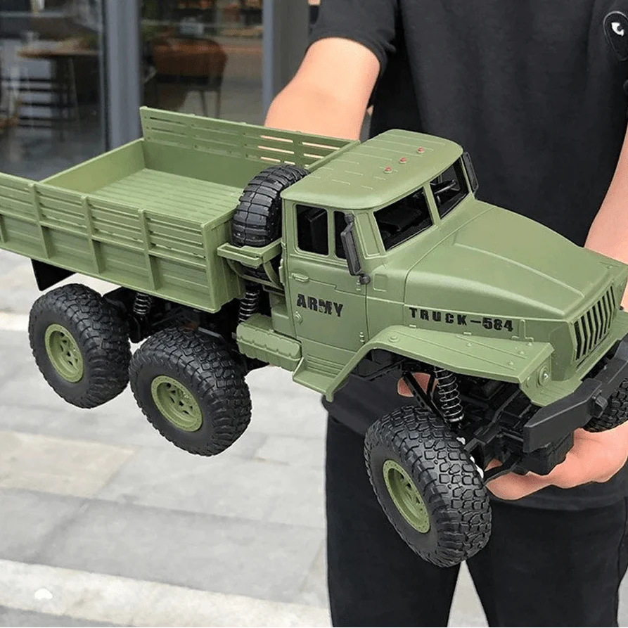 TERRAHAWK – 1/18 RC Off-Road Military Buggy with 2.4G Remote Control