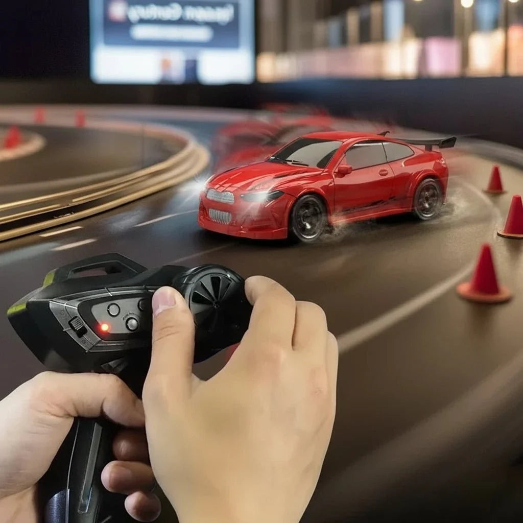 SPEEDDRIFT – Compact 4WD Remote Control Car for Fast Indoor & Outdoor Play