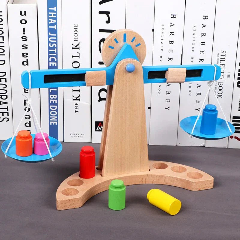 BRIGHTMIND – Wooden Balance Scale Educational Toy for Understanding Weight & Balance